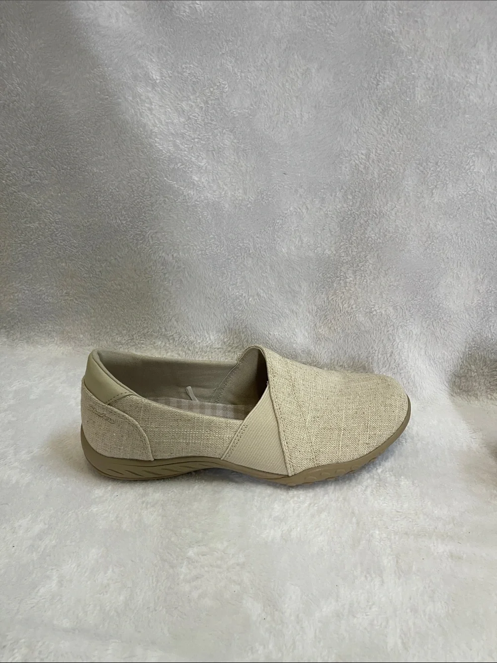 Skechers good used
